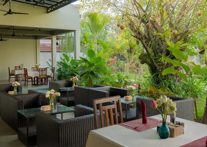 Hotel Khmer House 4*