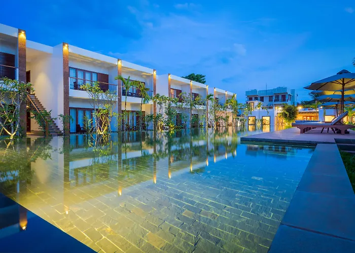 Hotel Khmer House 4*